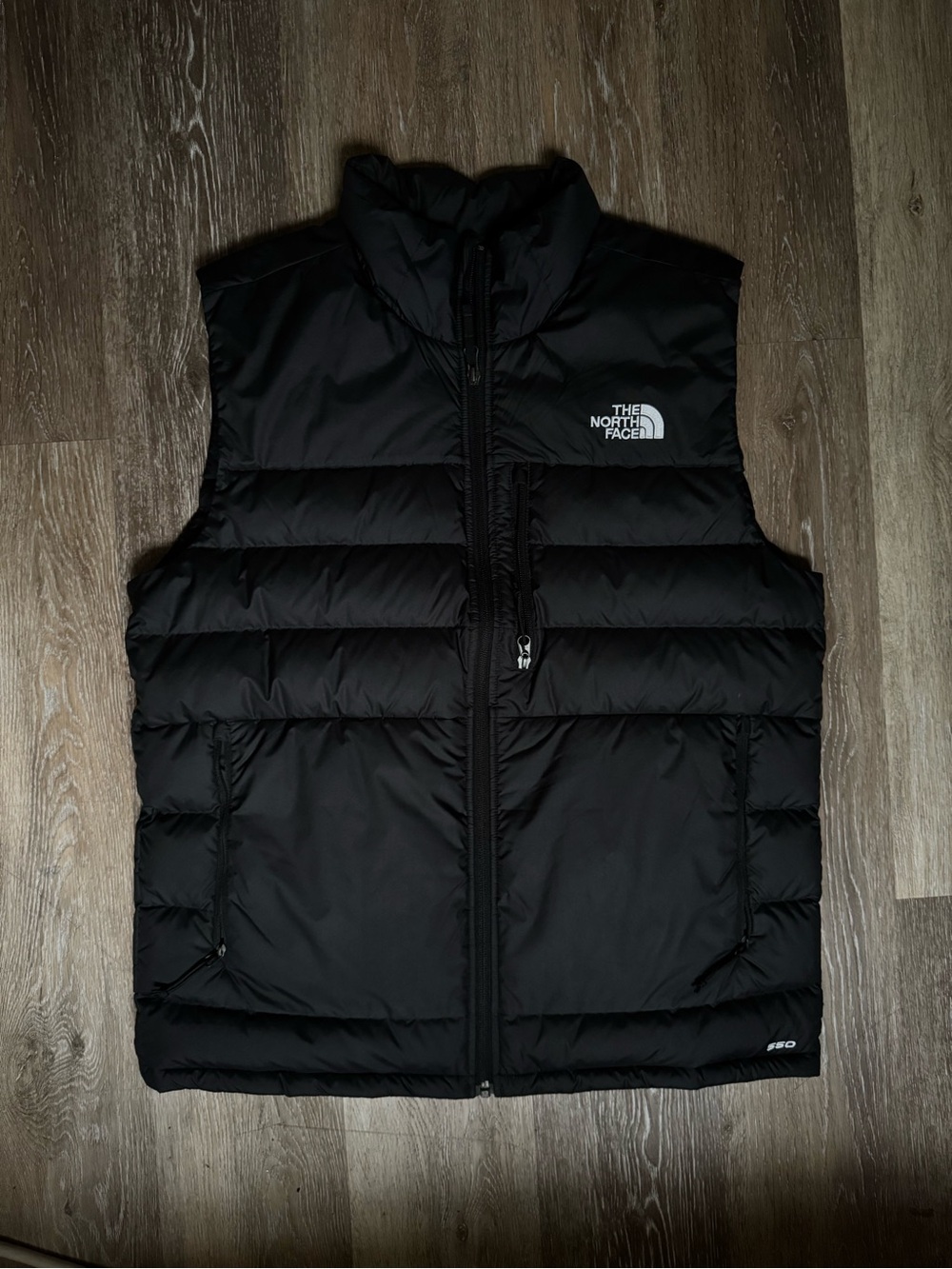 North face 550 black vest